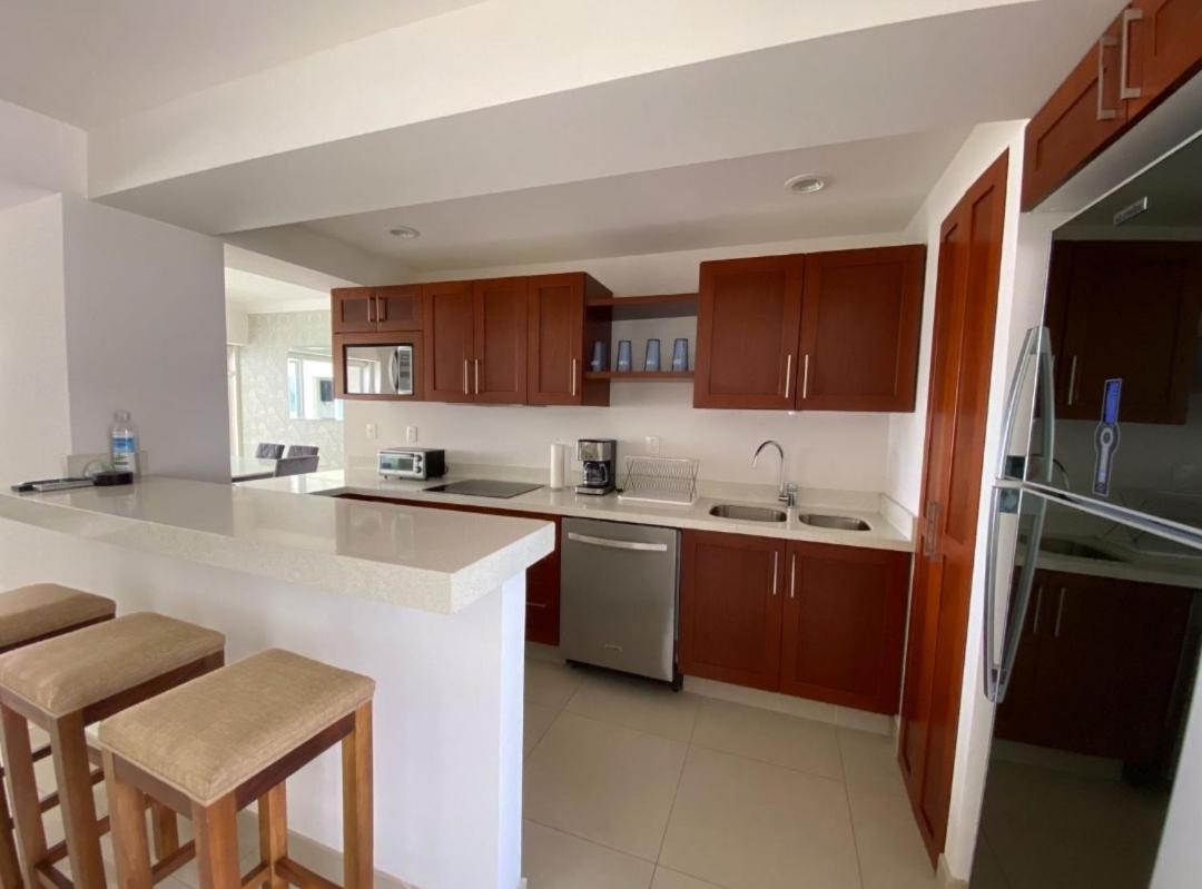 A Pie De Playa Con Alberca Jacuzzi Vista Al Mar Apartment Mazatlan Luaran gambar