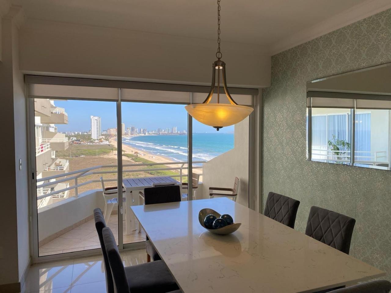 A Pie De Playa Con Alberca Jacuzzi Vista Al Mar Apartment Mazatlan Luaran gambar
