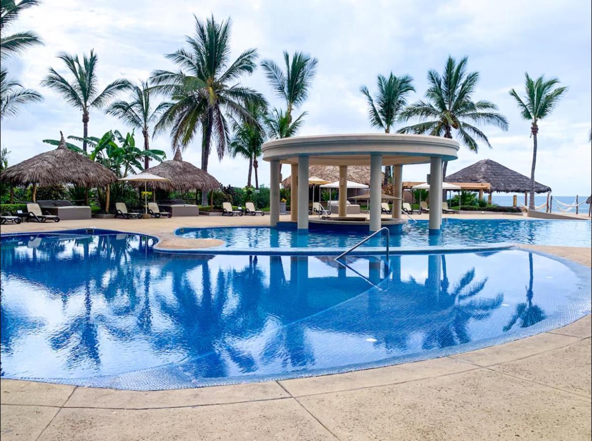 A Pie De Playa Con Alberca Jacuzzi Vista Al Mar Apartment Mazatlan Luaran gambar